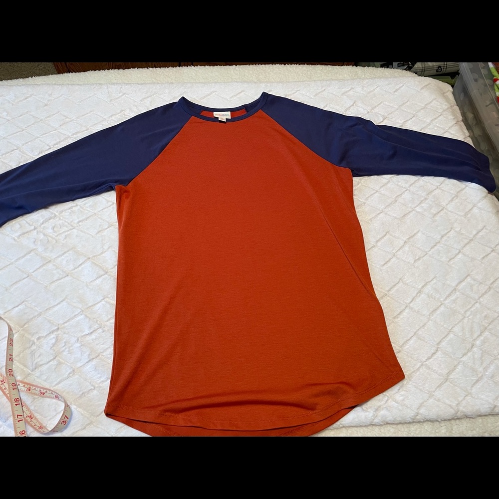 🧡💙Lularoe Randy Shirt - Picture 11 of 11